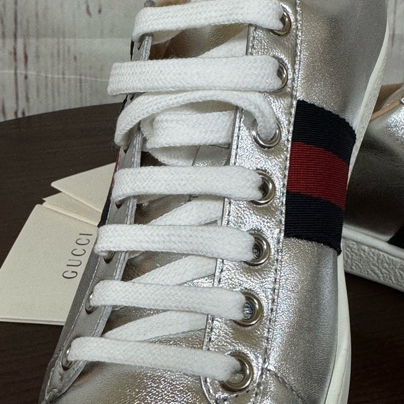 GUCCI ACE Year of the Dog Metallic Silver Women’s Napa Leather Sneakers 7 NiB - Picture 15 of 17